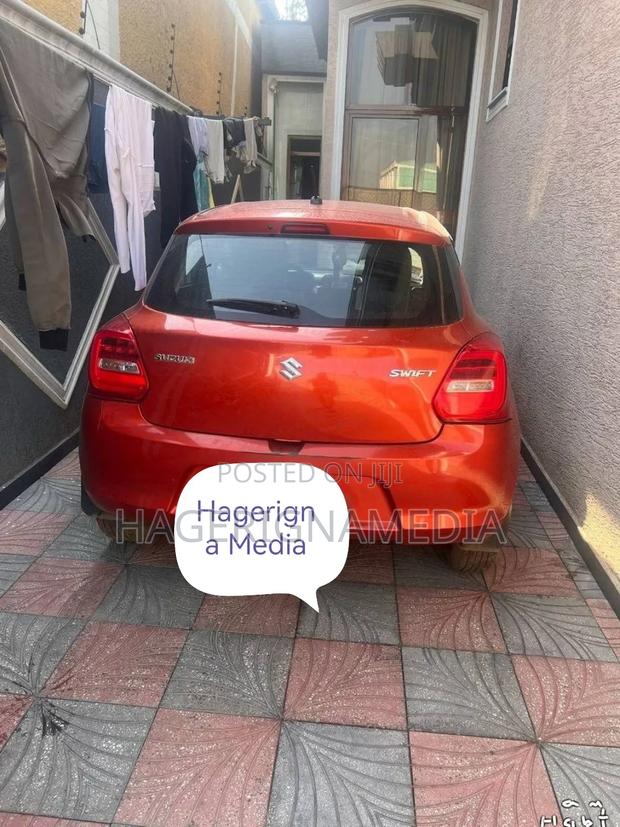 Suzuki Swift 2020 Red