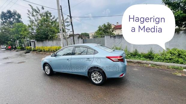 Toyota Yaris 2014 Blue