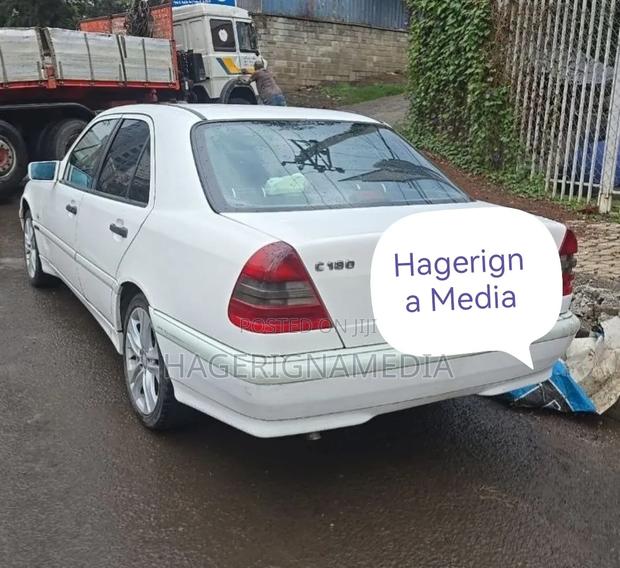 Mercedes-Benz C180 2001 White