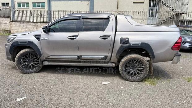 Toyota Hilux Revo Double Cab Deisel 2.8 RWD 2019