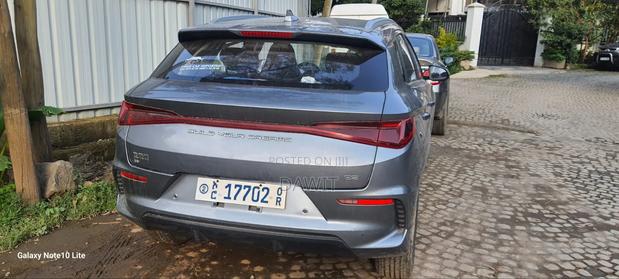 BYD E2 43 kWh 94 hp FWD 2025 Gray