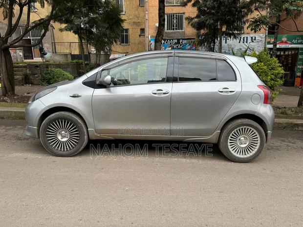 Toyota Yaris 2008 Silver