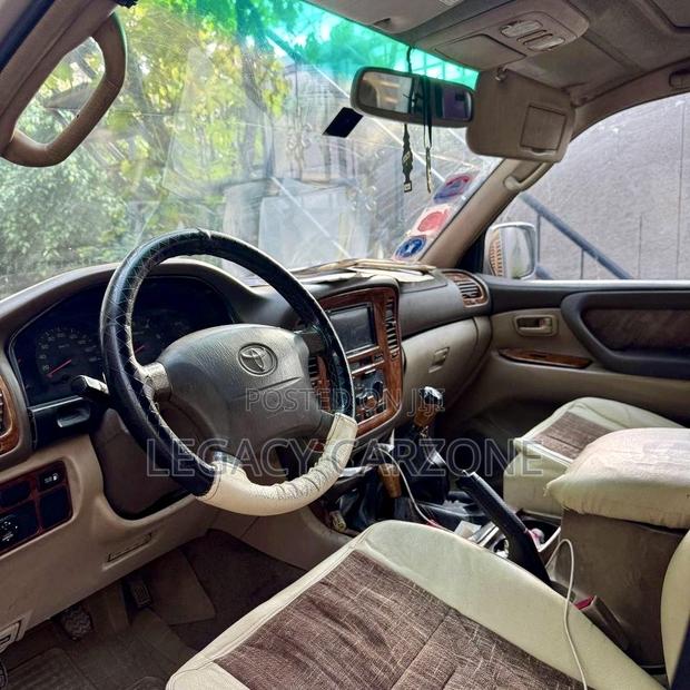 Toyota Land Cruiser 2003 Silver