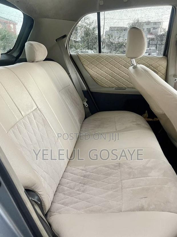Toyota Yaris 2007 Gray