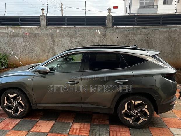 Hyundai Tucson 2022 Gray