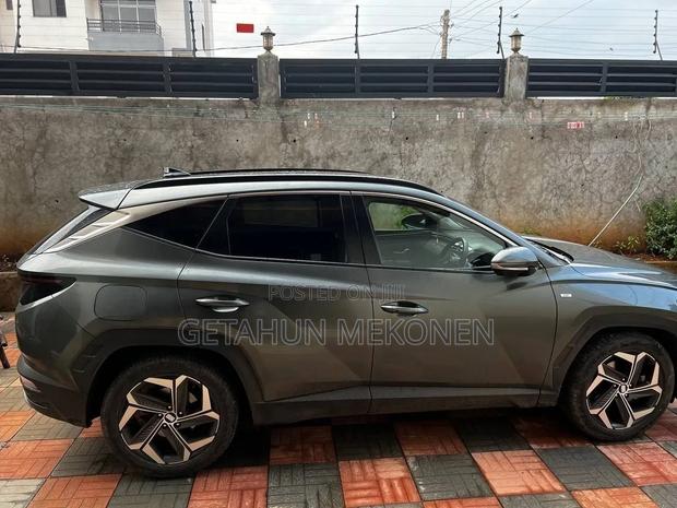 Hyundai Tucson 2022 Gray