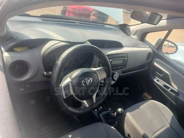 Toyota Yaris 2015 White