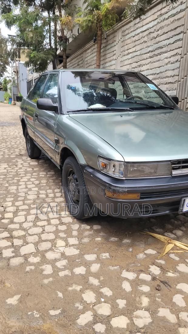 Toyota Corolla 1992 Beige