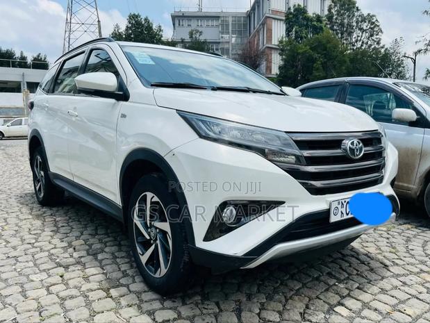 Toyota Rush 2021 Ivory