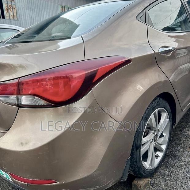 Hyundai Elantra 2015 Brown