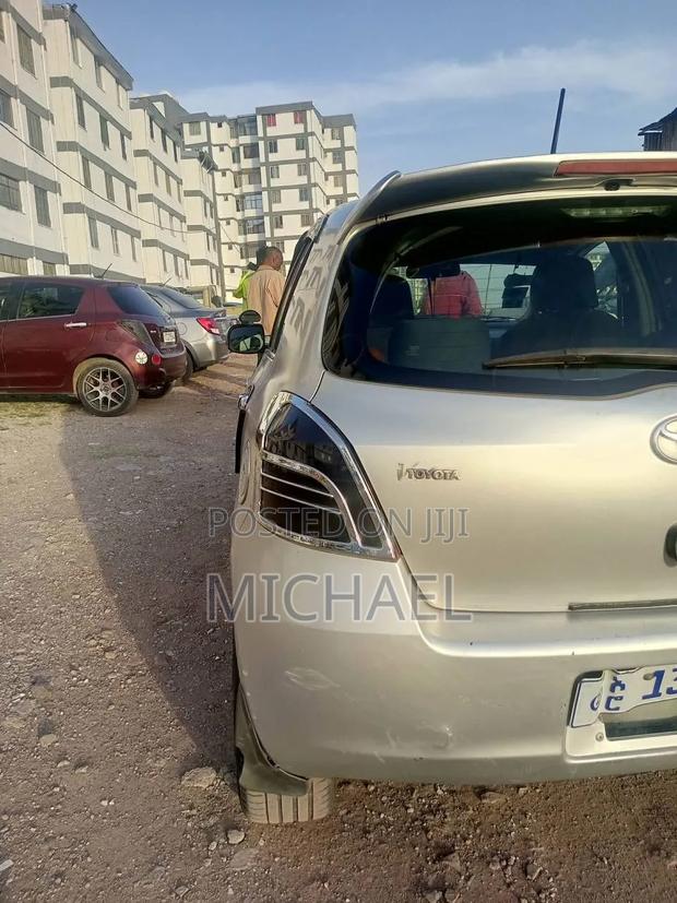 Toyota Yaris 2005 Silver