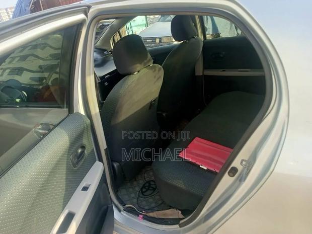 Toyota Yaris 2005 Silver