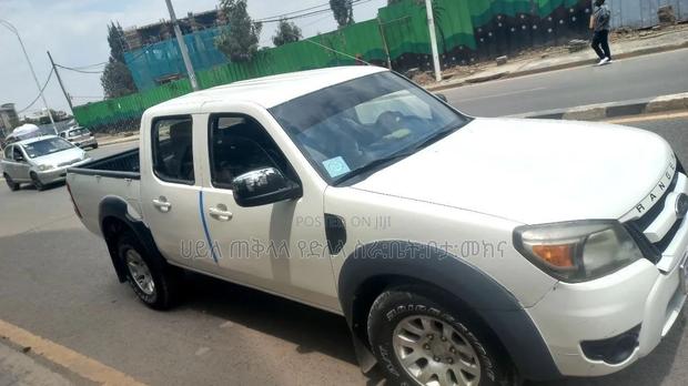 Mazda BT-50 2008 Ivory