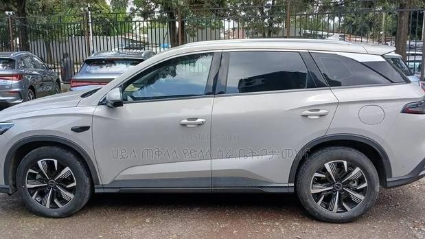 BYD Seal EV 2025 Off white