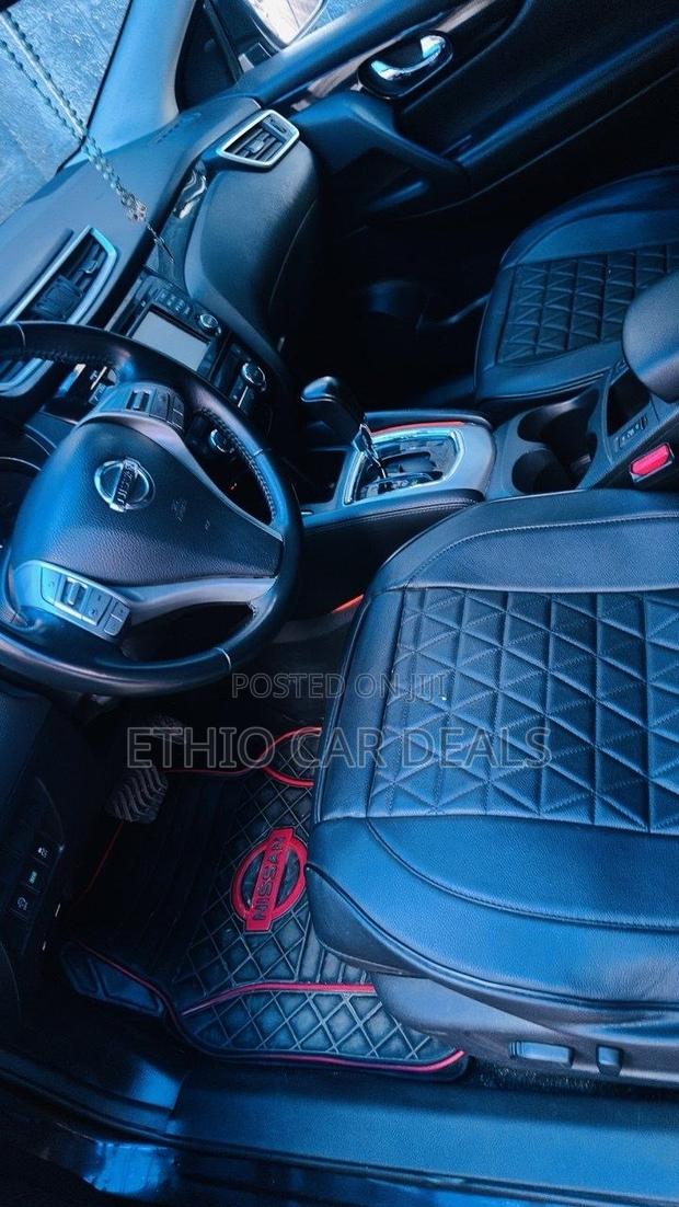 Nissan Qashqai 2018 Black