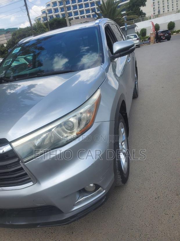 Toyota Highlander 2016 Silver