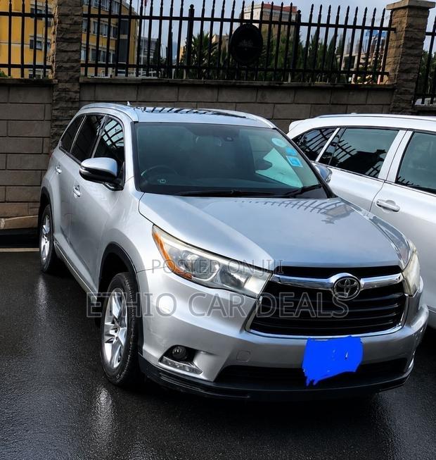 Toyota Highlander 2016 Silver