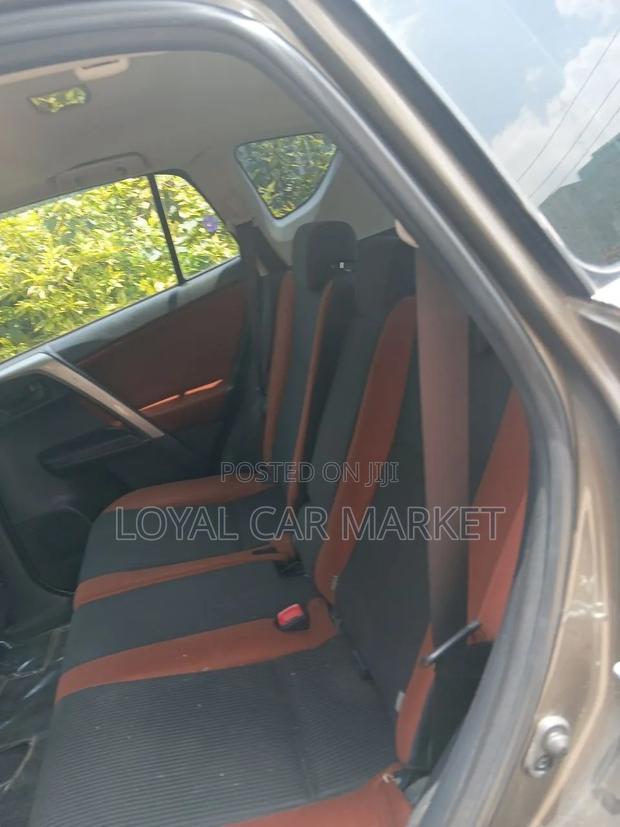 Toyota RAV4 2015 Gray