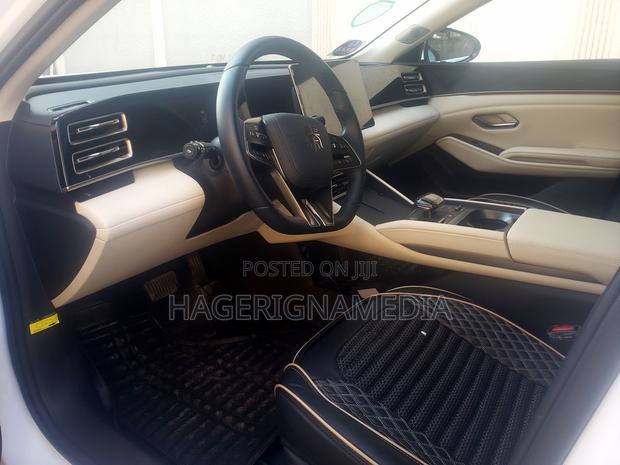 BYD Qin Plus DM-i 2024 White