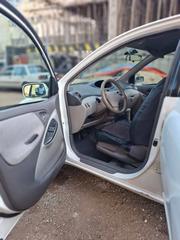 Toyota Platz 2001 White for sale