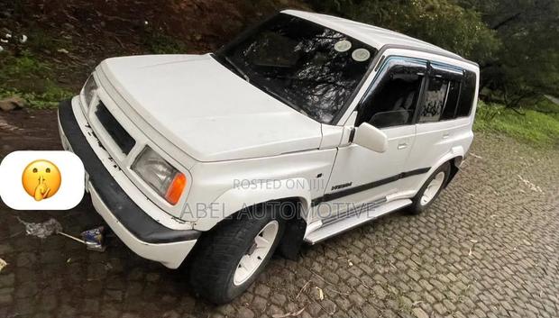 Suzuki Vitara 1999 White