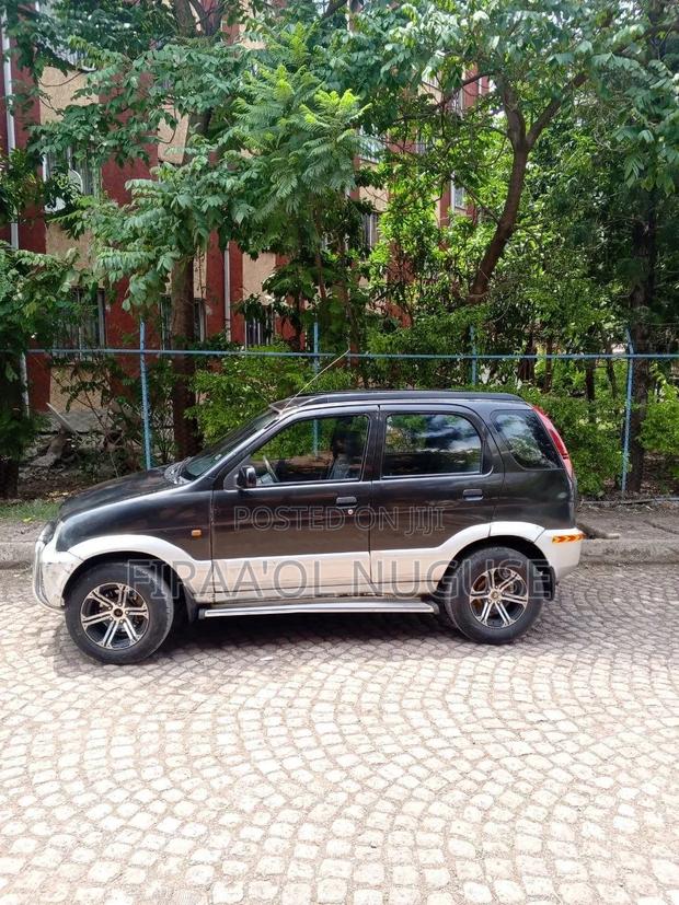 Toyota RAV4 1999 Black