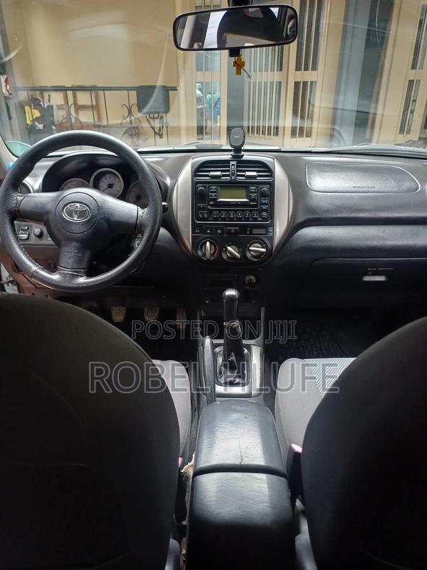 Toyota RAV4 2005 Silver