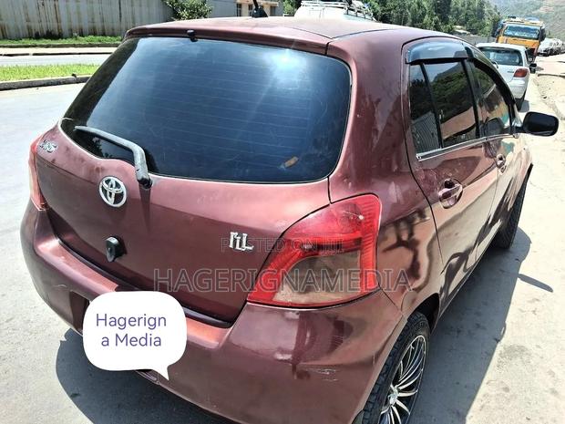Toyota Yaris 2007 Red