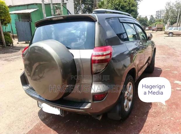 Toyota RAV4 2012 Gray
