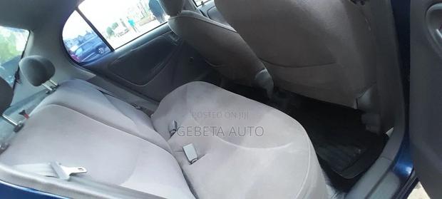 Toyota Platz 2002 Blue