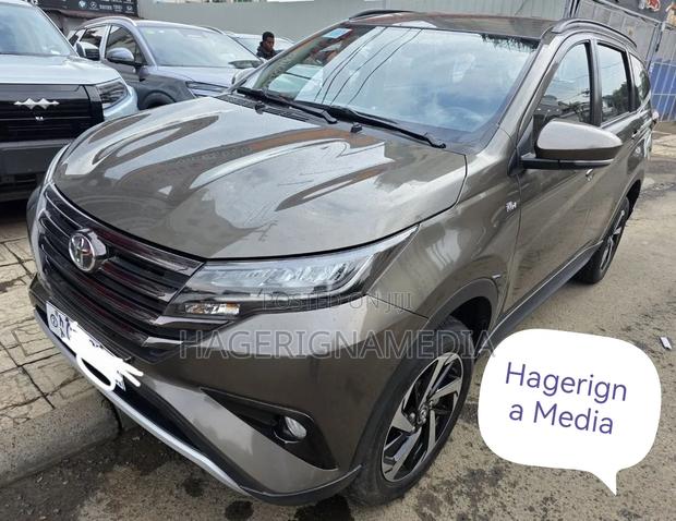 Toyota Rush 2023 Gray