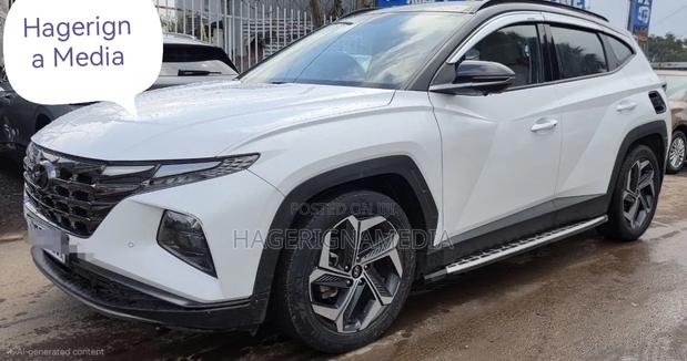 Hyundai Tucson 2022 White