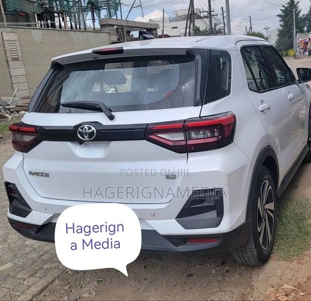 Toyota Raize 2022 White