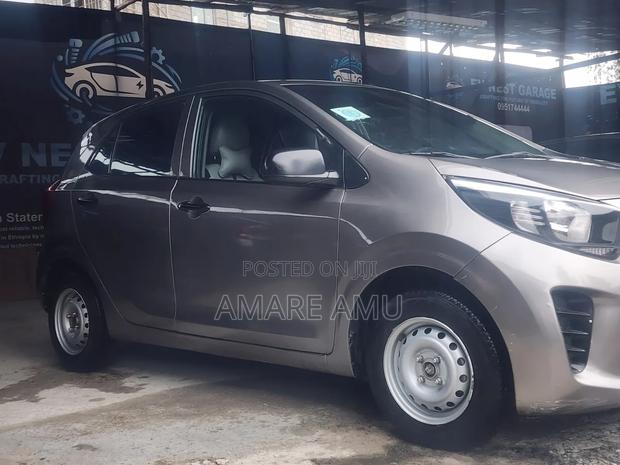 Kia Picanto 2017 Gray
