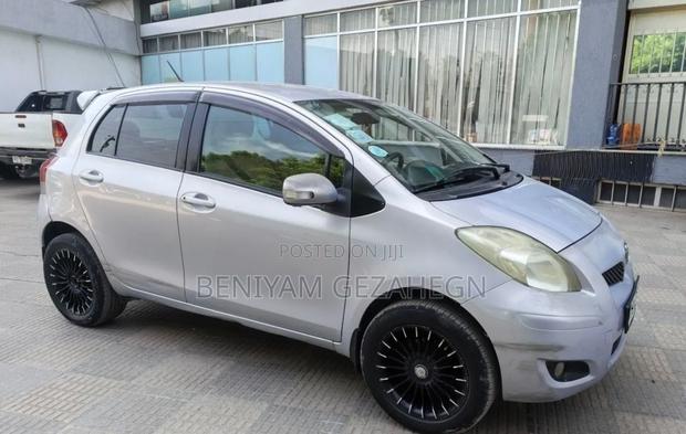 Toyota Yaris 2008