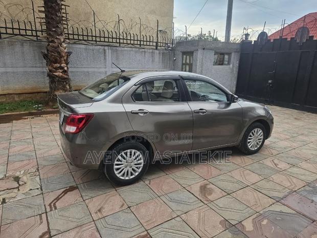 Suzuki Dzire 2022 Gray