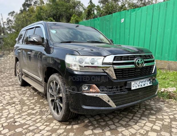 Toyota Land Cruiser 4.5 V8 GXR 2009 Black