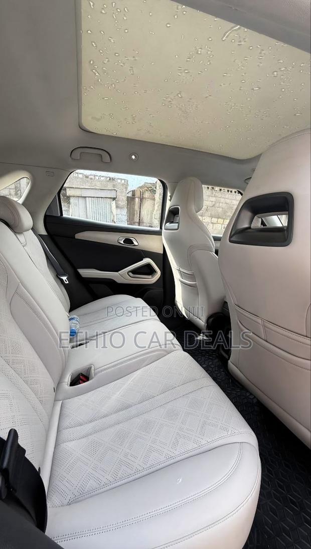 BYD Yuan Up 2025 Gray