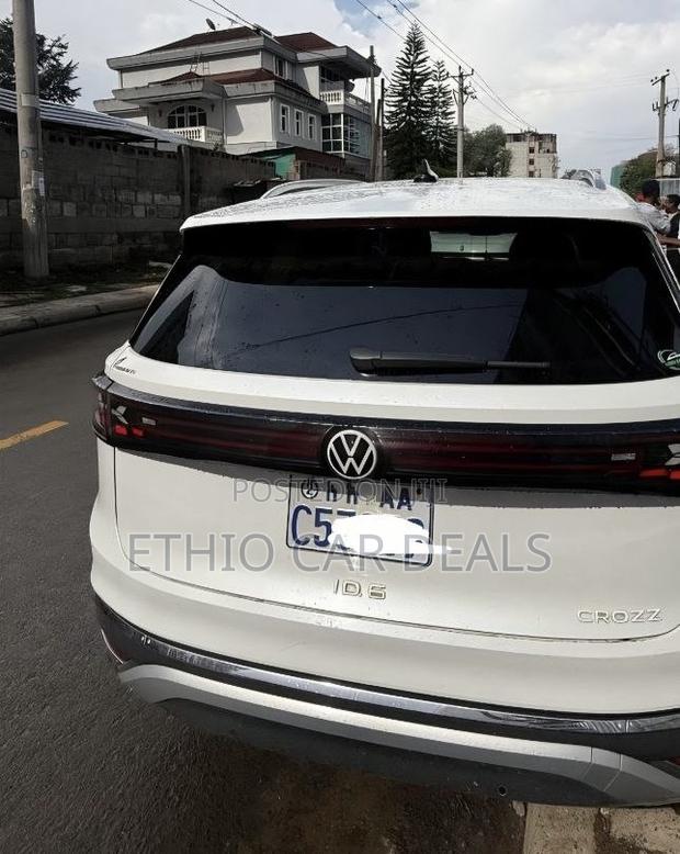 Volkswagen ID.6 2023 White