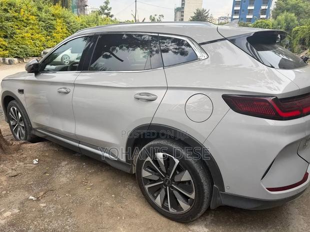 BYD Song Plus 2025 Gray