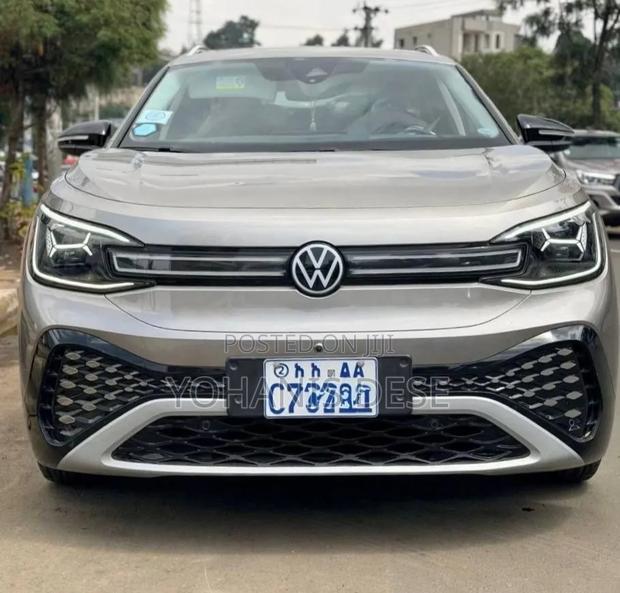 Volkswagen ID.6 2024 Gray