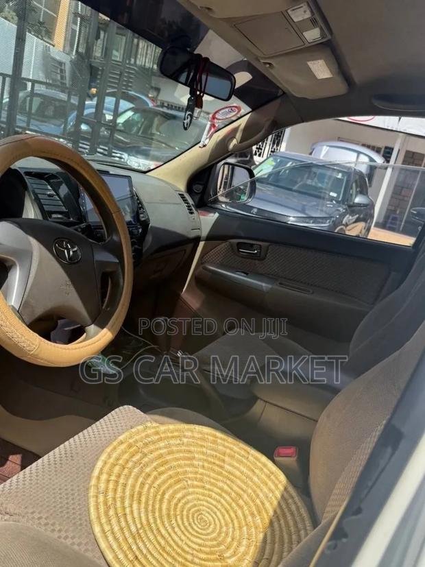 Toyota Fortuner 2012 White