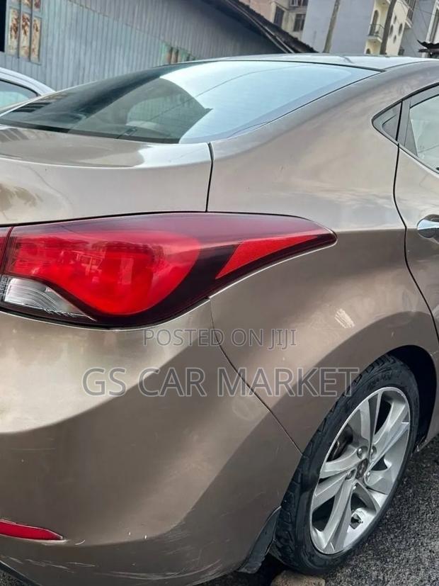 Hyundai Elantra 2015 Brown