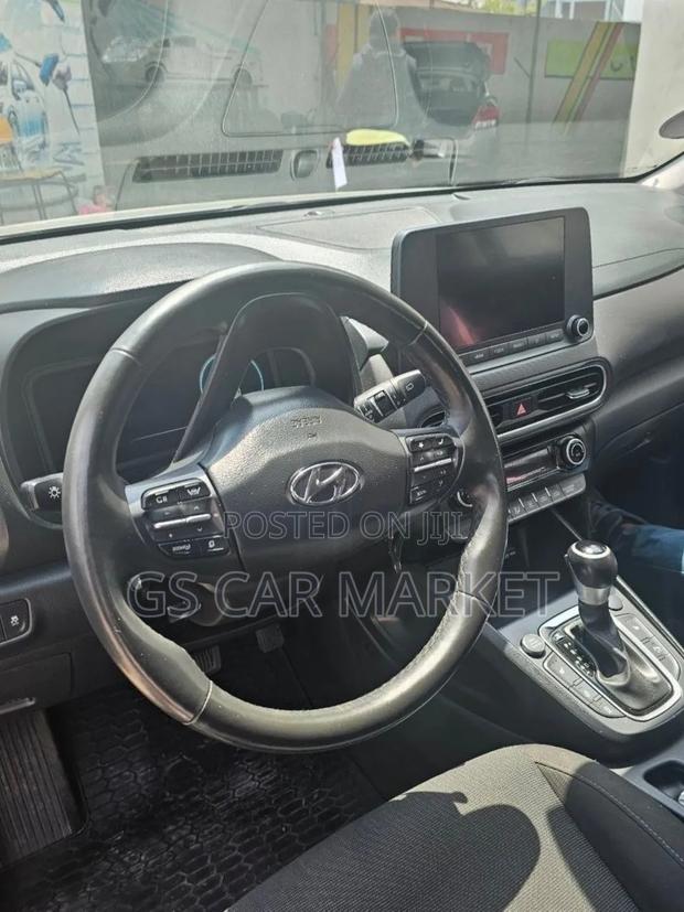 Hyundai Kona 2022 Gray