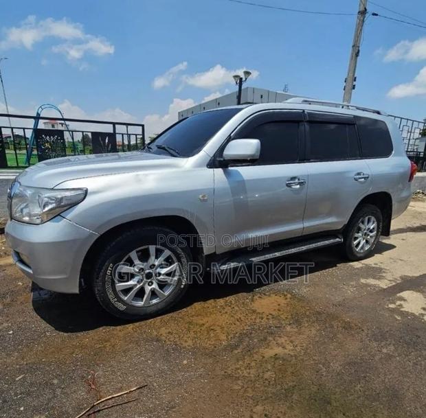 Toyota Land Cruiser 2008 Silver