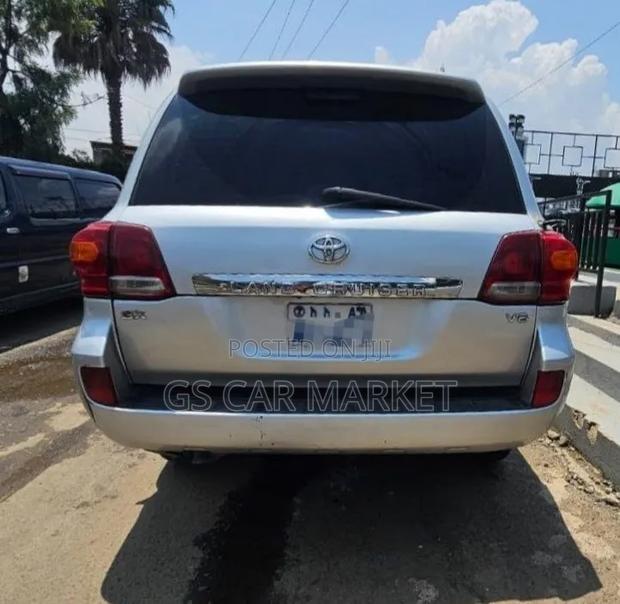 Toyota Land Cruiser 2008 Silver