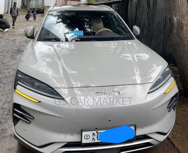 BYD Song Plus 2025 Beige