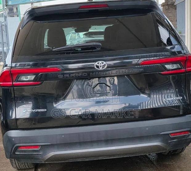 Toyota Grand Highlander Hybrid Limited AWD 2024 Black