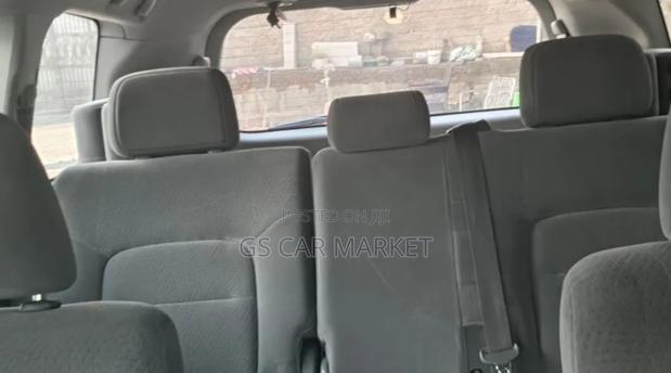 Toyota Land Cruiser 2010 Silver
