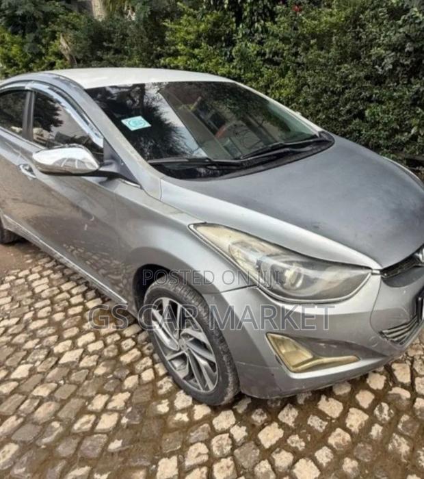 Hyundai Avante 2013 Beige